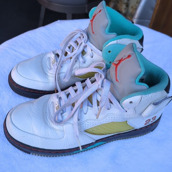 Jordan 5  light aqua 9/10 Used condition, US 10/UK9 - Picture 3 of 11